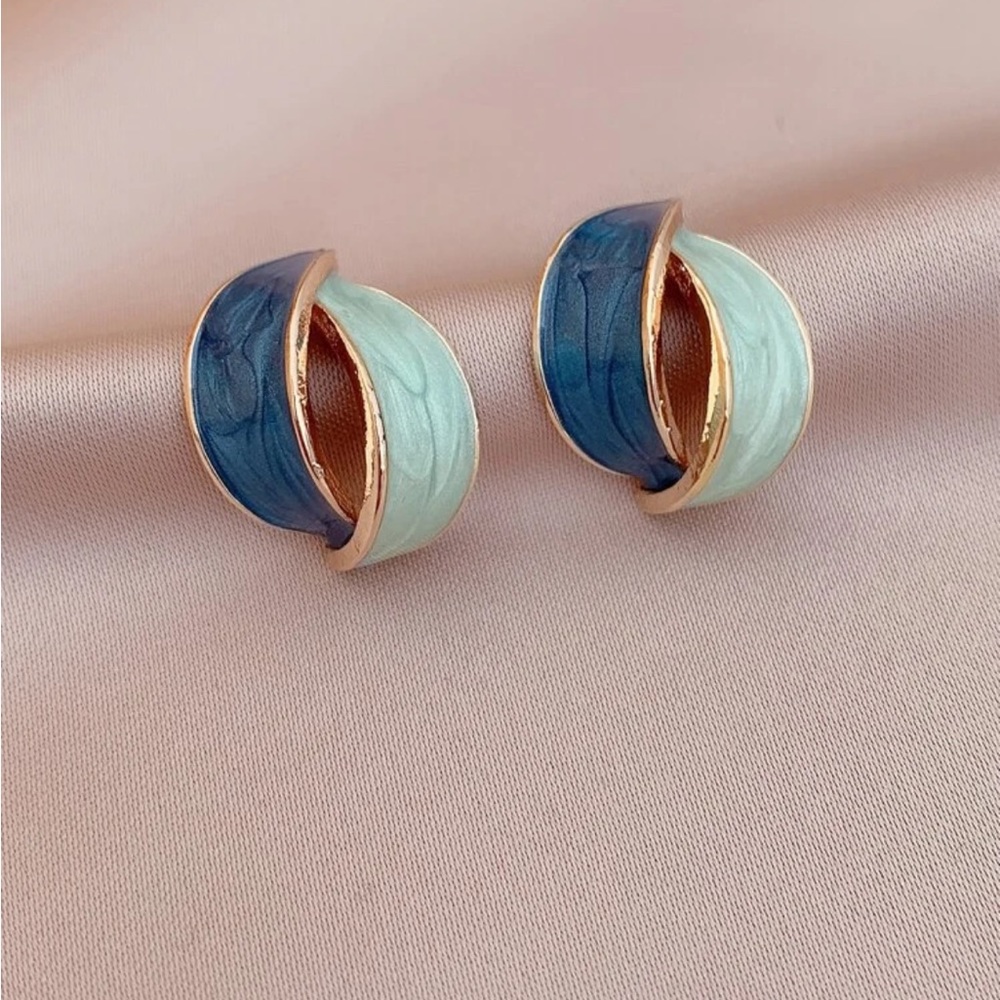 Large statement studs